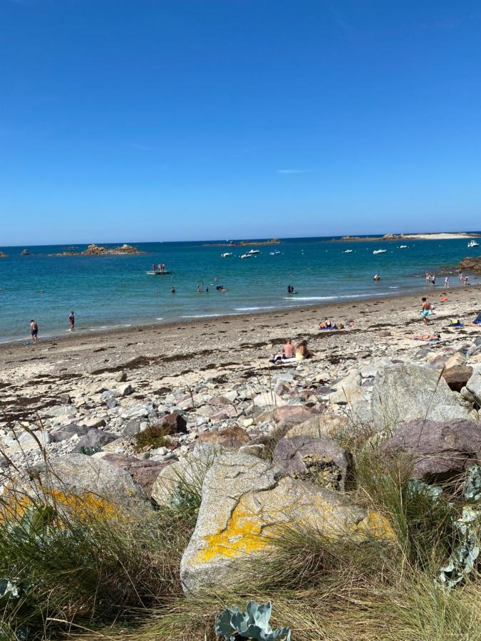 Gite Independant En Duplex Proche Mer Cote De Granit Rose Pleubian Exteriör bild