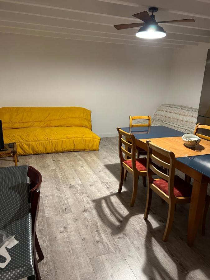 Gite Independant En Duplex Proche Mer Cote De Granit Rose Pleubian Exteriör bild
