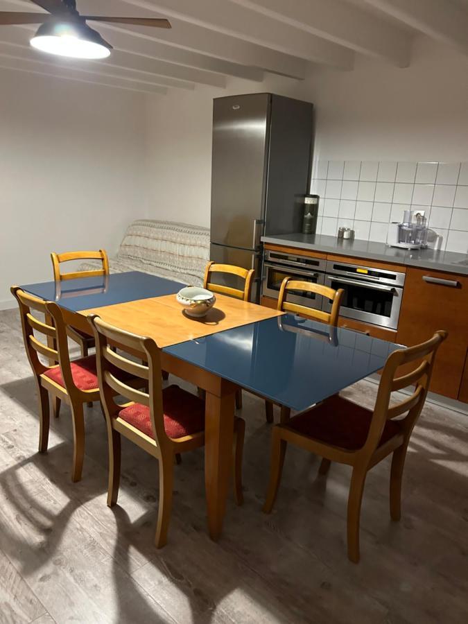 Gite Independant En Duplex Proche Mer Cote De Granit Rose Pleubian Exteriör bild